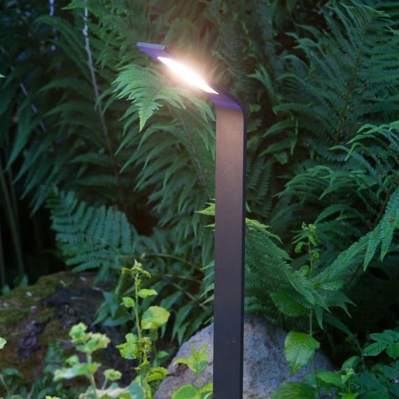 Heissner Smart Light Belysningsstolpe Vinklad närbild